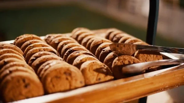 Vegan Baking Mastery: Tips, Tricks & Essential Techniques