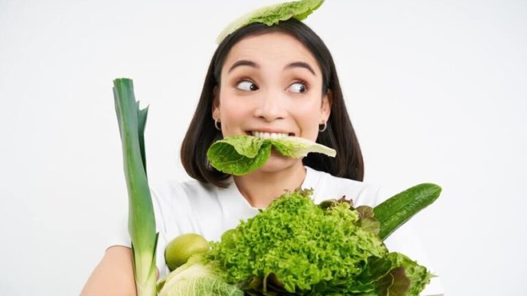 Best Vegan Anti-Aging Foods for Natural Skin Glow