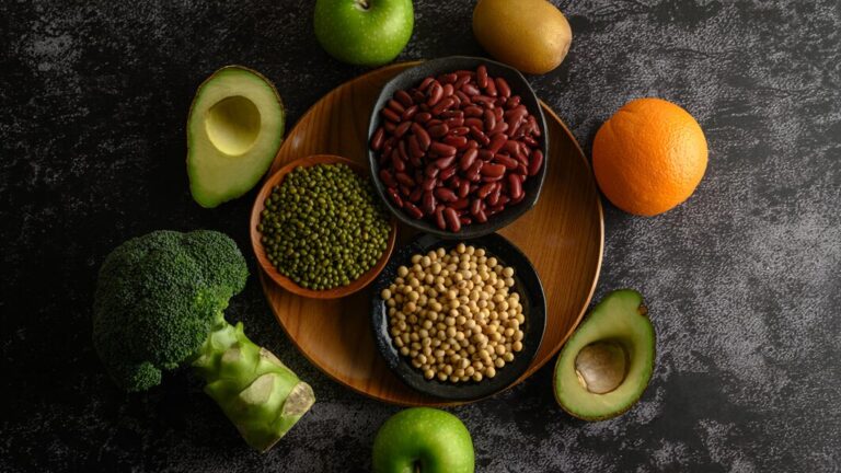 Iron for Vegans: How to Avoid Deficiency (Foods + Supplements)