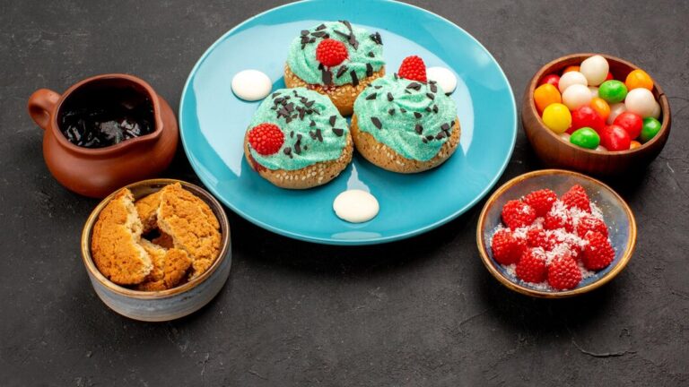 15 Easy Summer Desserts for Heat Waves and Lazy Weekends